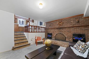 5750 Cranley Drive