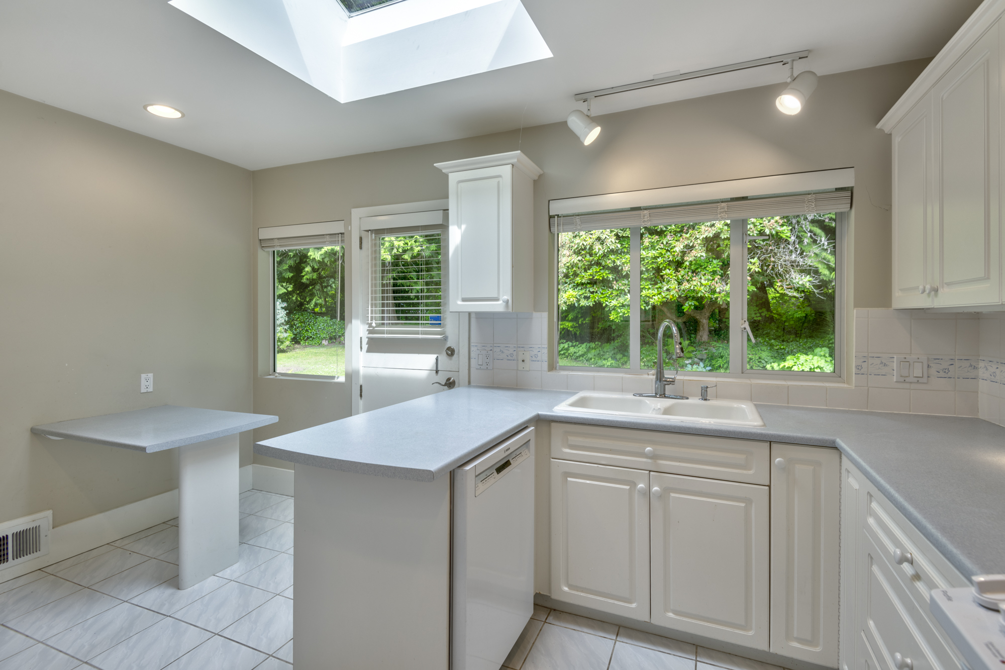 528 Evergreen Place