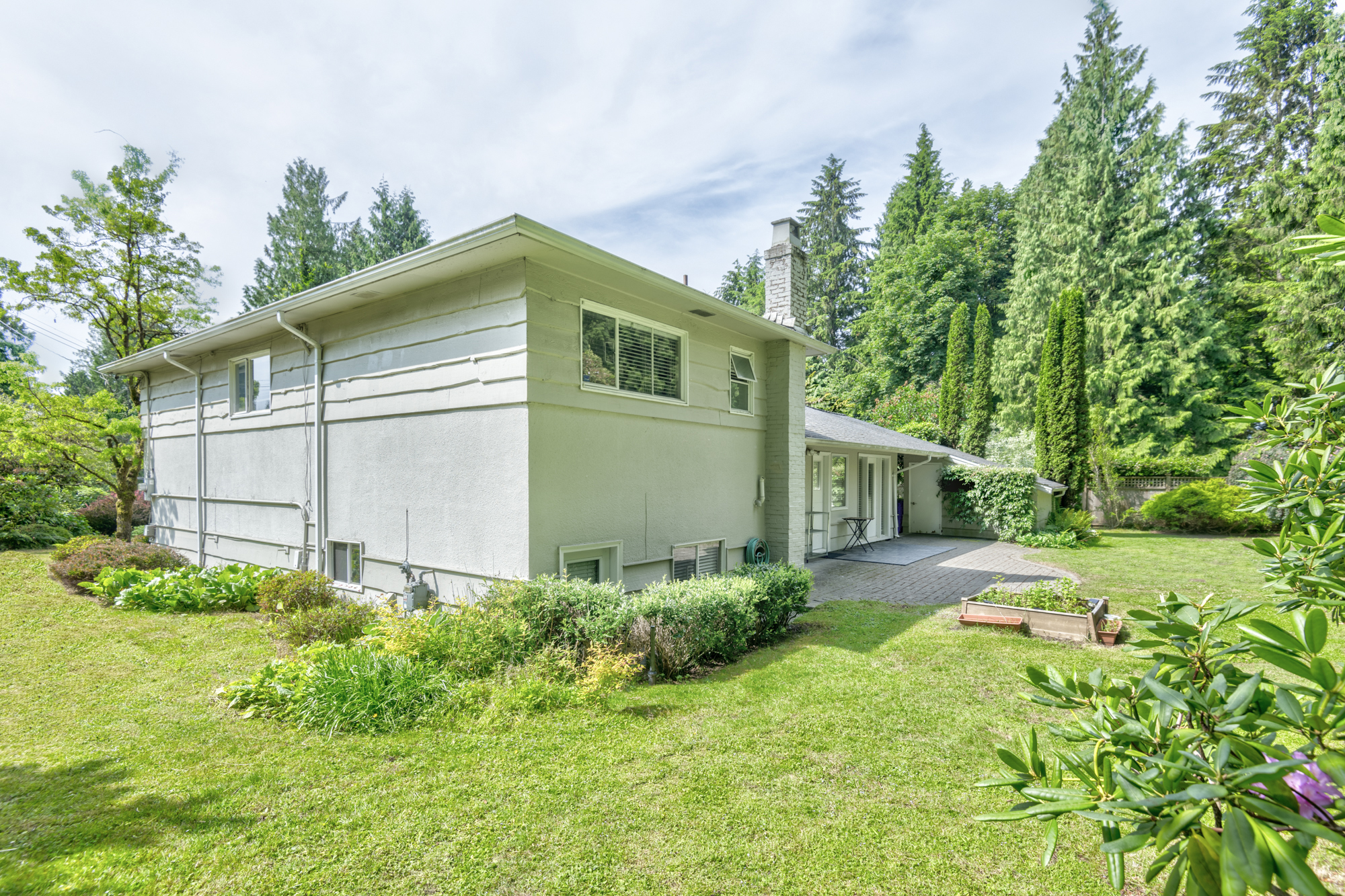 528 Evergreen Place