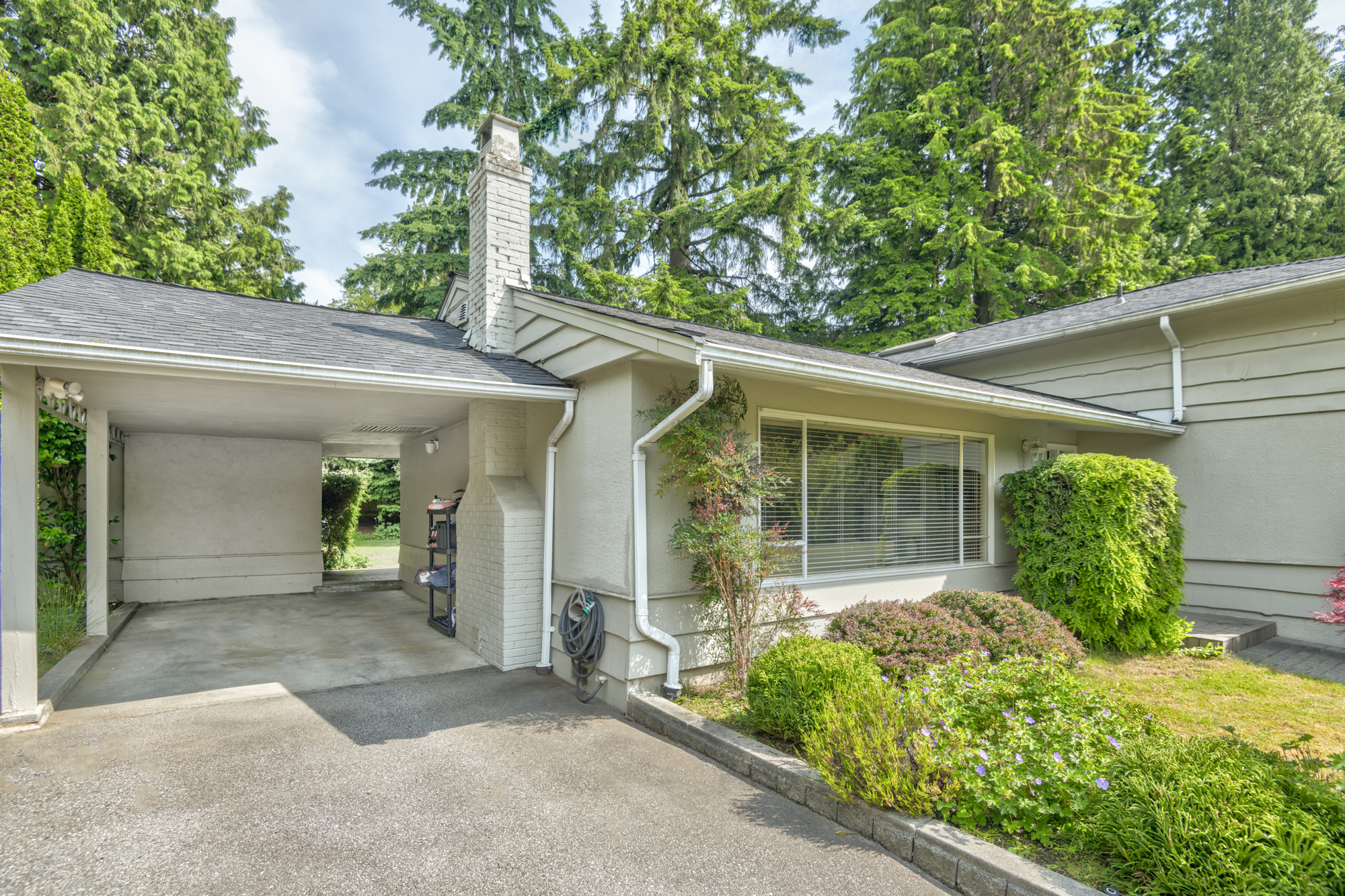 528 Evergreen Place