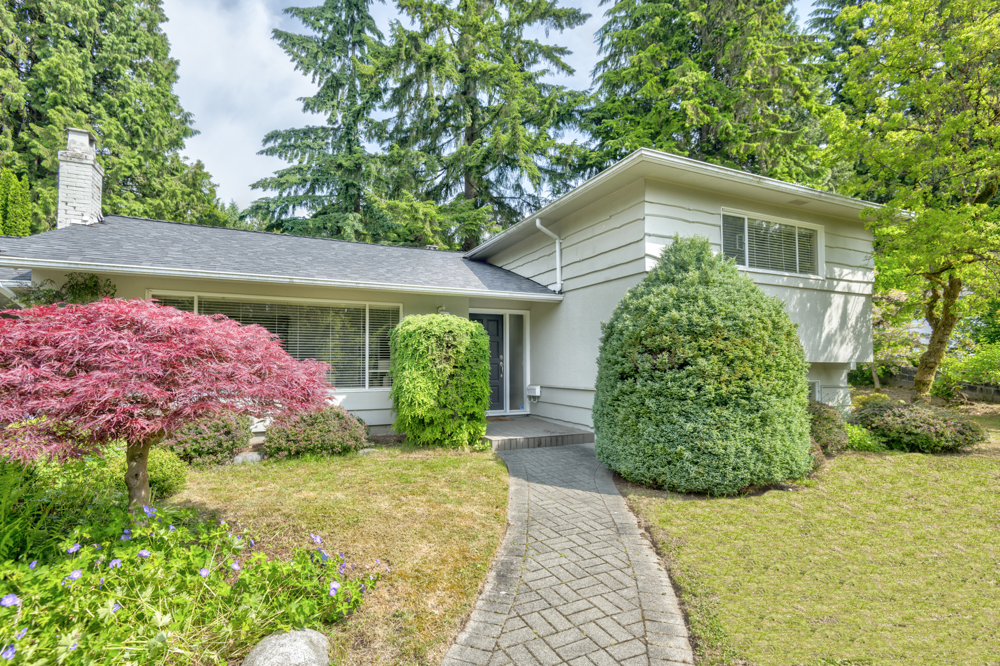 528 Evergreen Place